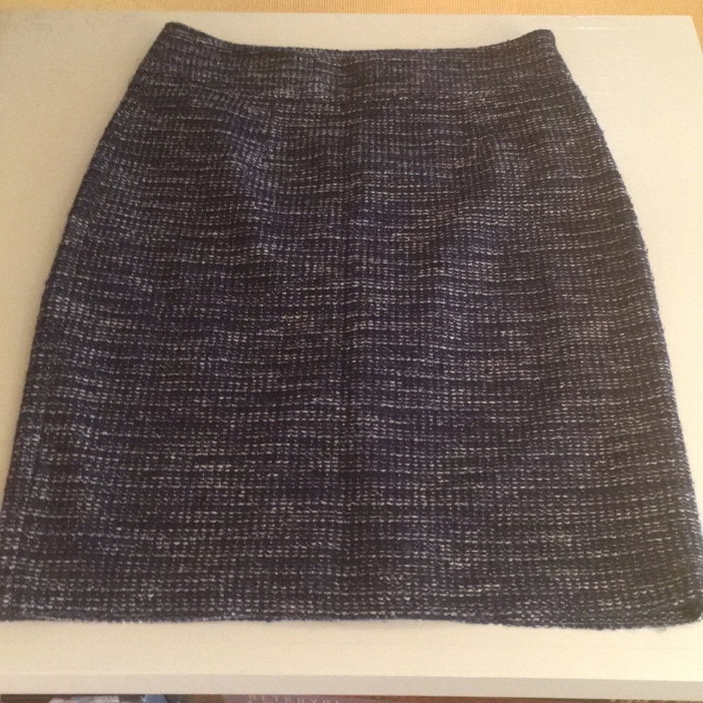 Navy tweed skirt